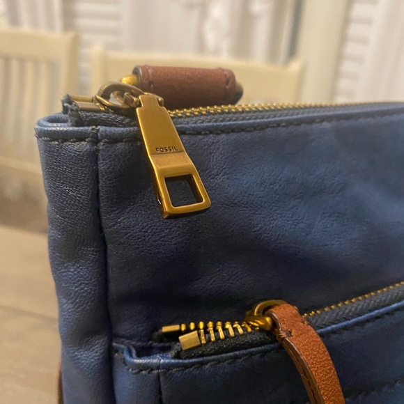 Fossil Dark Blue and Brown Tote Bag - Picture 4 of 7